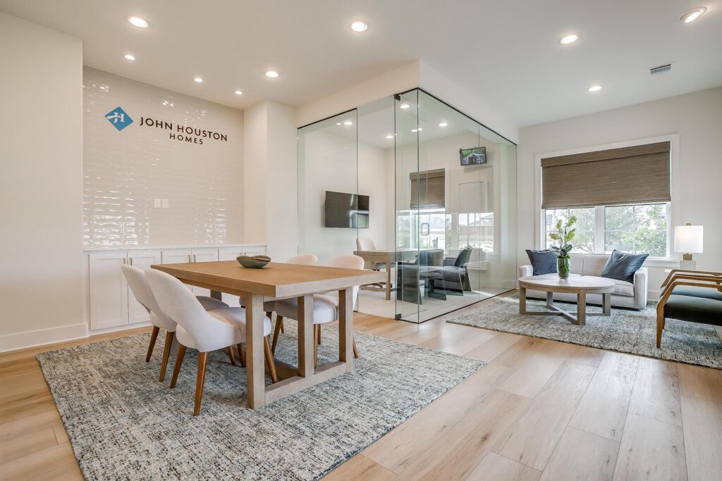 Fieldstone Dr ( of )