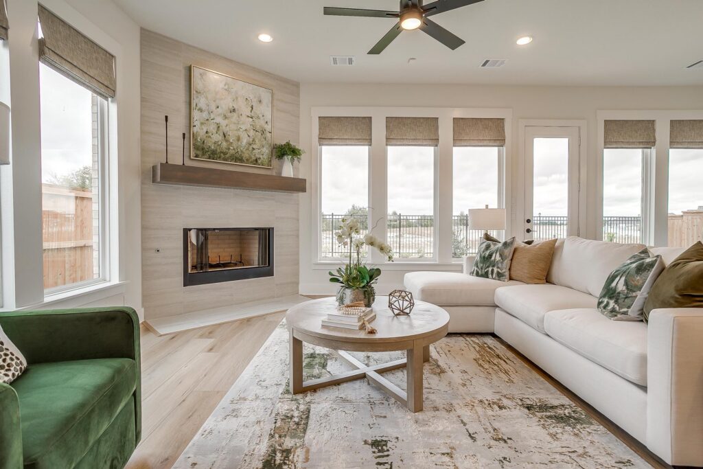 Fieldstone Dr ( of )