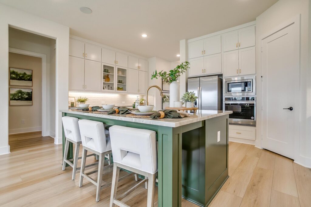 Fieldstone Dr ( of )