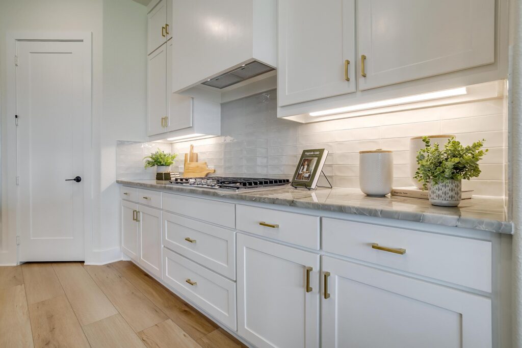 Fieldstone Dr ( of )