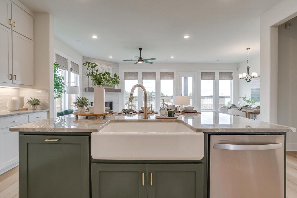 Fieldstone Dr ( of )