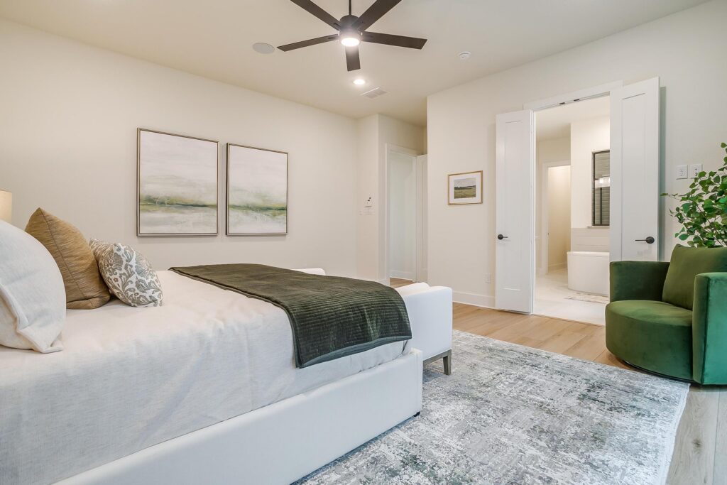 Fieldstone Dr ( of )