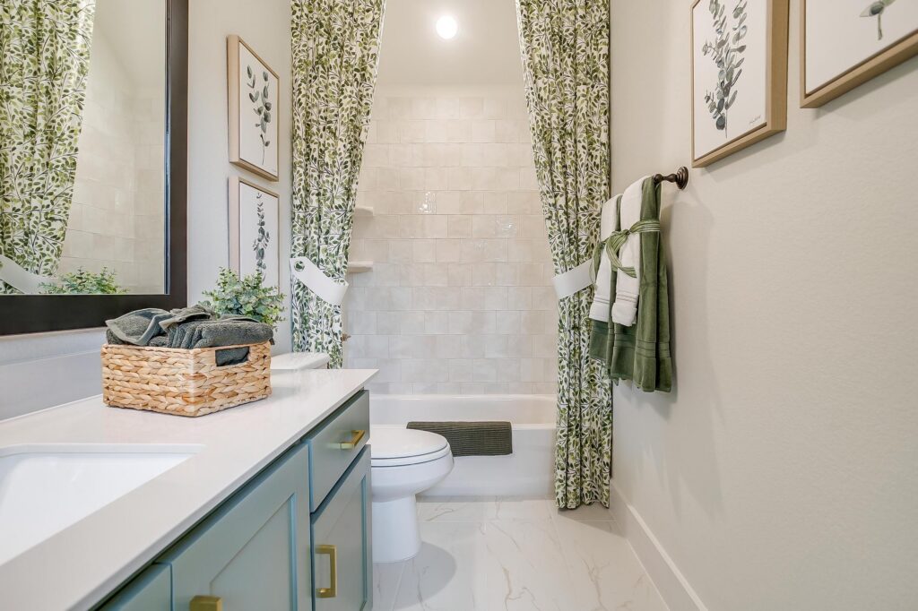 Fieldstone Dr ( of )